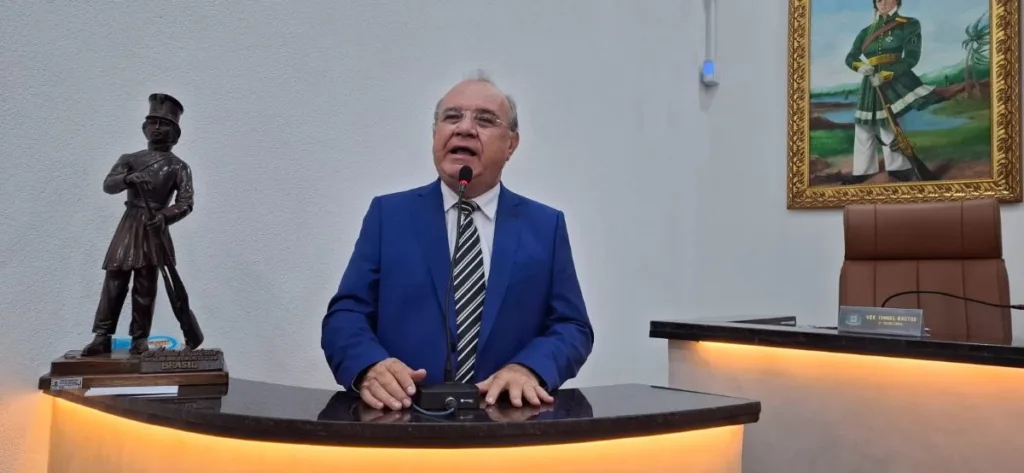 José Carneiro