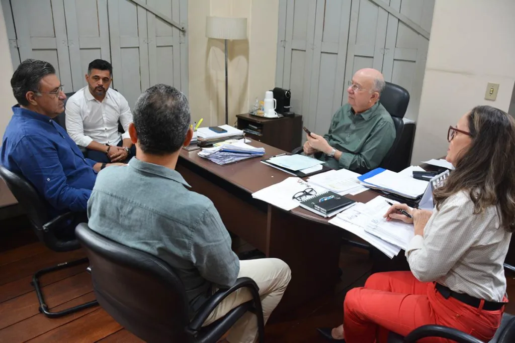 Reunião do Arraiá do Comércio