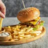 Hamburguer e batata