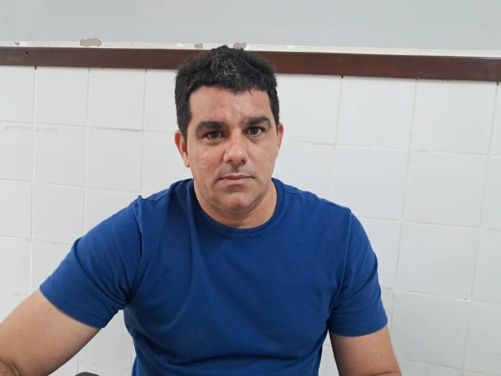 Jhoyne Rios, diretor do Ceep Aureo Oliveira Filho