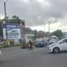 Caminhão derruba semáforo na Olímpio Vital e foge do local