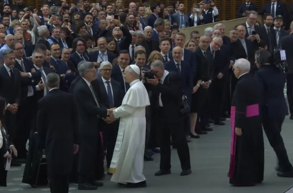 Papa Leão XIV agradece aos jornalistas pelo "serviço à verdade"