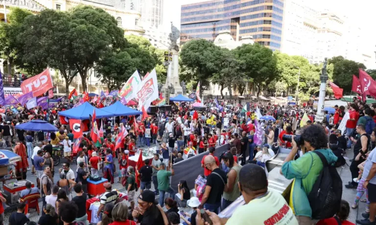 protestos do dia do trabalhador