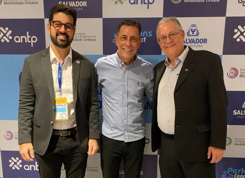 Fórum na Bahia discute financiamento e estratégias para mobilidade urbana -