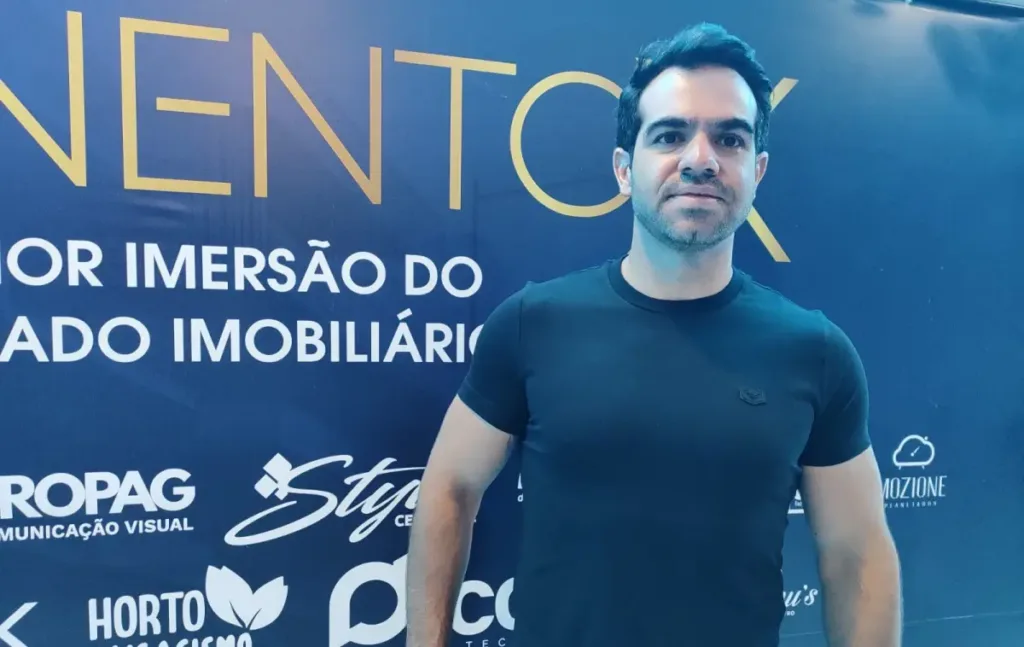 Vinícius Costa -