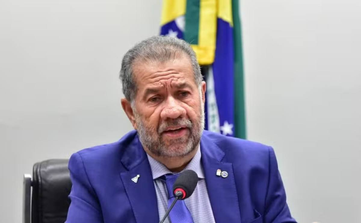 ministro carlos Lupi
