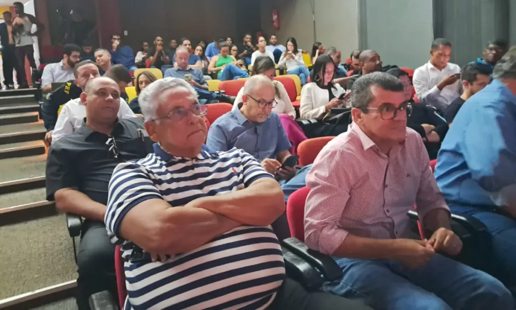 Audiência pública na CDL sobre nova concessão das rodovias baianas