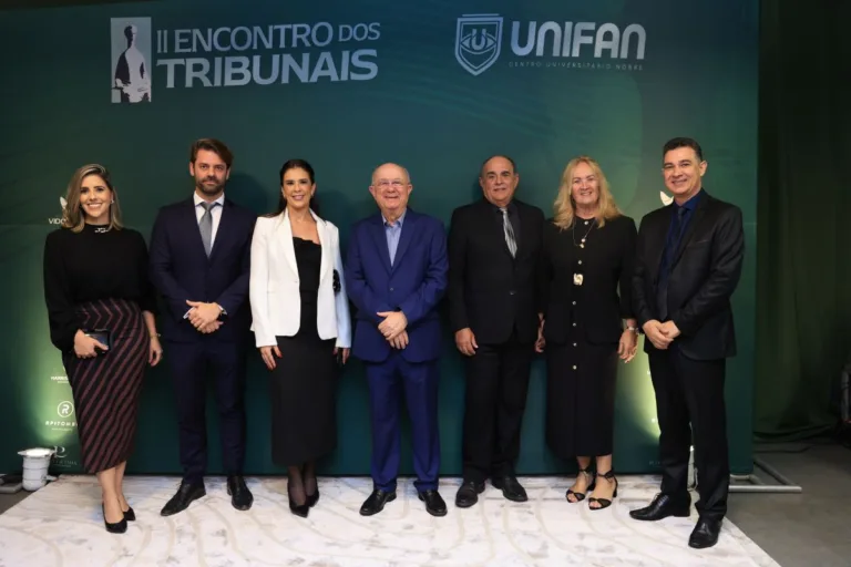 Encontro de Tribunais