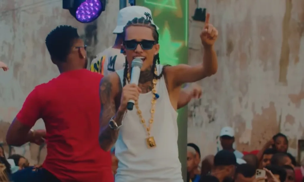 Theuzinho grava audiovisual no bairro Rua Nova nesta quinta-feira (22)