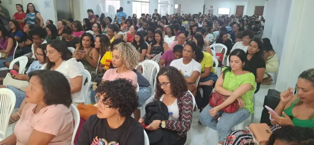 Assembleia de Professores da APLB - indicativo de greve