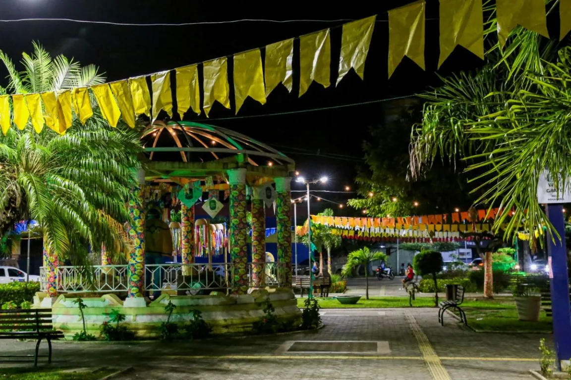 Decoração junina de Santo Antônio de Jesus
