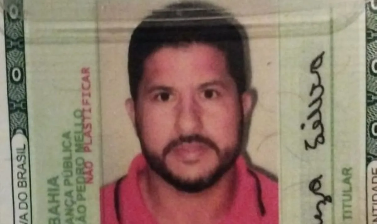 Wilker de Souza Silva, conhecido como Pipi