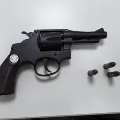Homem é preso por ameaçar pessoas com arma no São João de Anguera