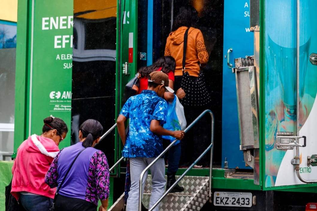 Neoenergia Coelba dá início a mutirão especial em Feira de Santana