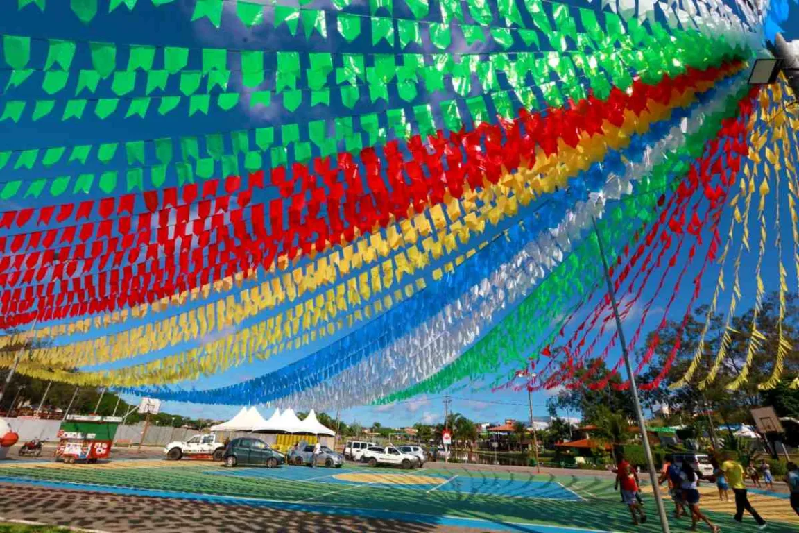 Governador participa do São João de Itapetinga