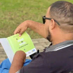 Rafael Souza, escritor com paralisia cerebral