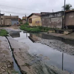 Rua Imbuíra, bairro Mangabeira