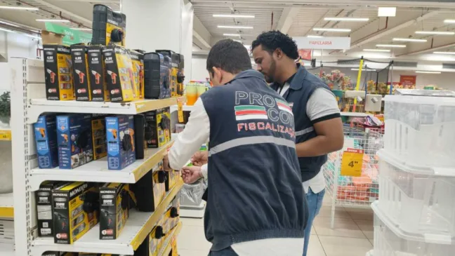 Dia dos Namorados operação do Procon segue na fiscalização de estabelecimentos em Feira de Santana