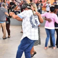 Forró pé de serra e arrasta pé
