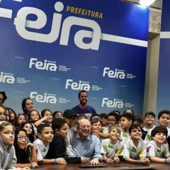 Crianças visitam o Paço Municipal