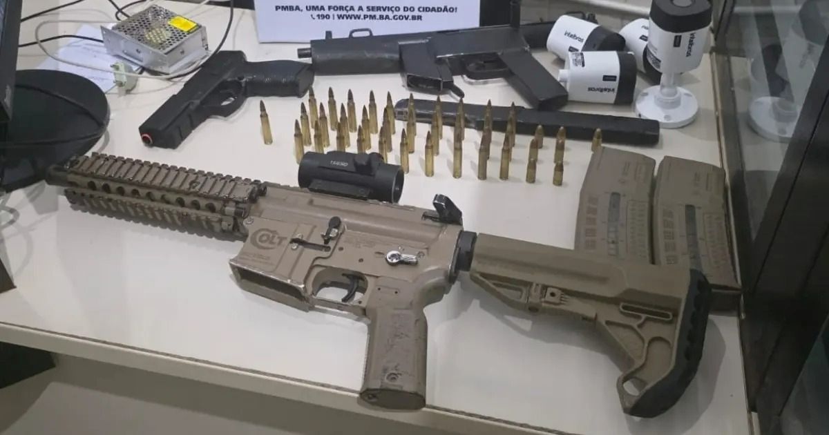 Polícia e suspeitos trocam tiros em Lauro de Freitas