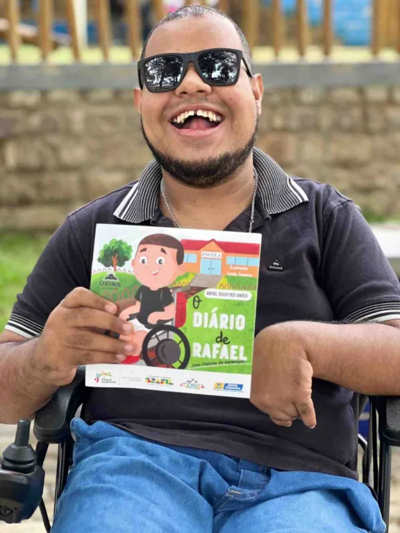 Rafael Souza, escritor com paralisia cerebral