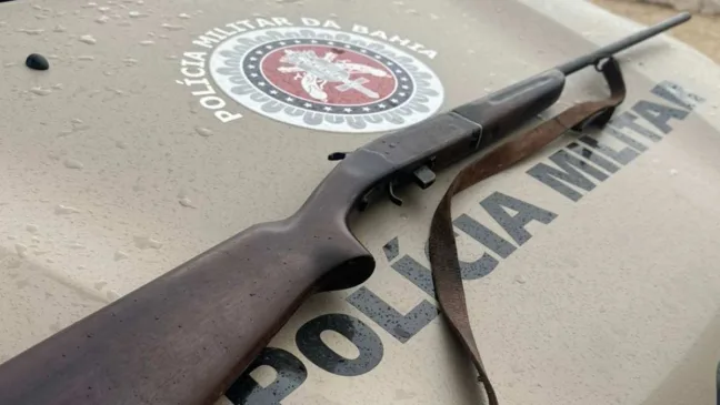 PM apreende espingarda em Casa Nova