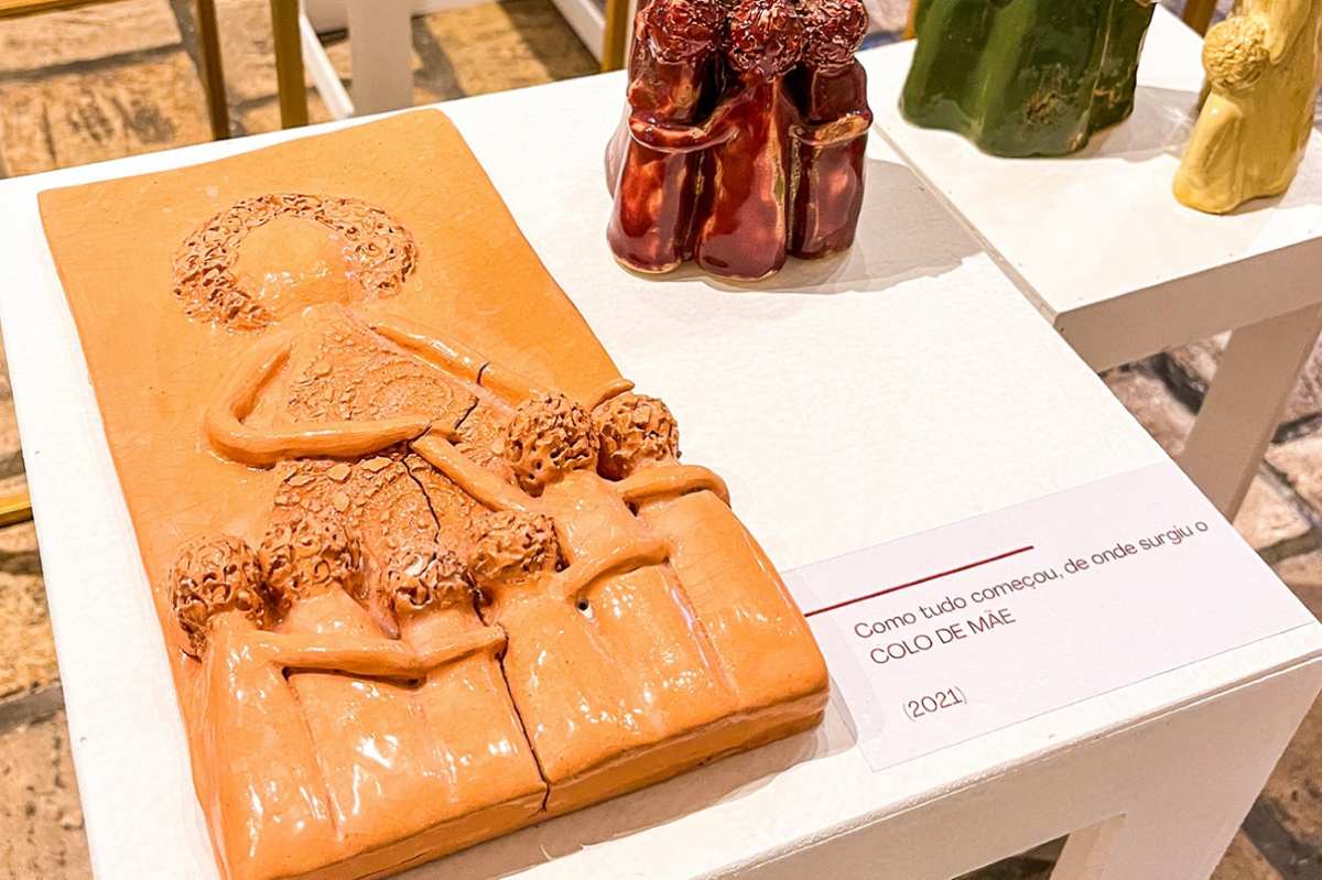 Exposição Colo de Mãe