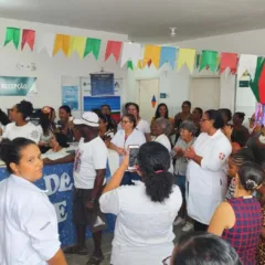 Feira de Saúde é realizada no George Américo com distribuição de cestas básicas