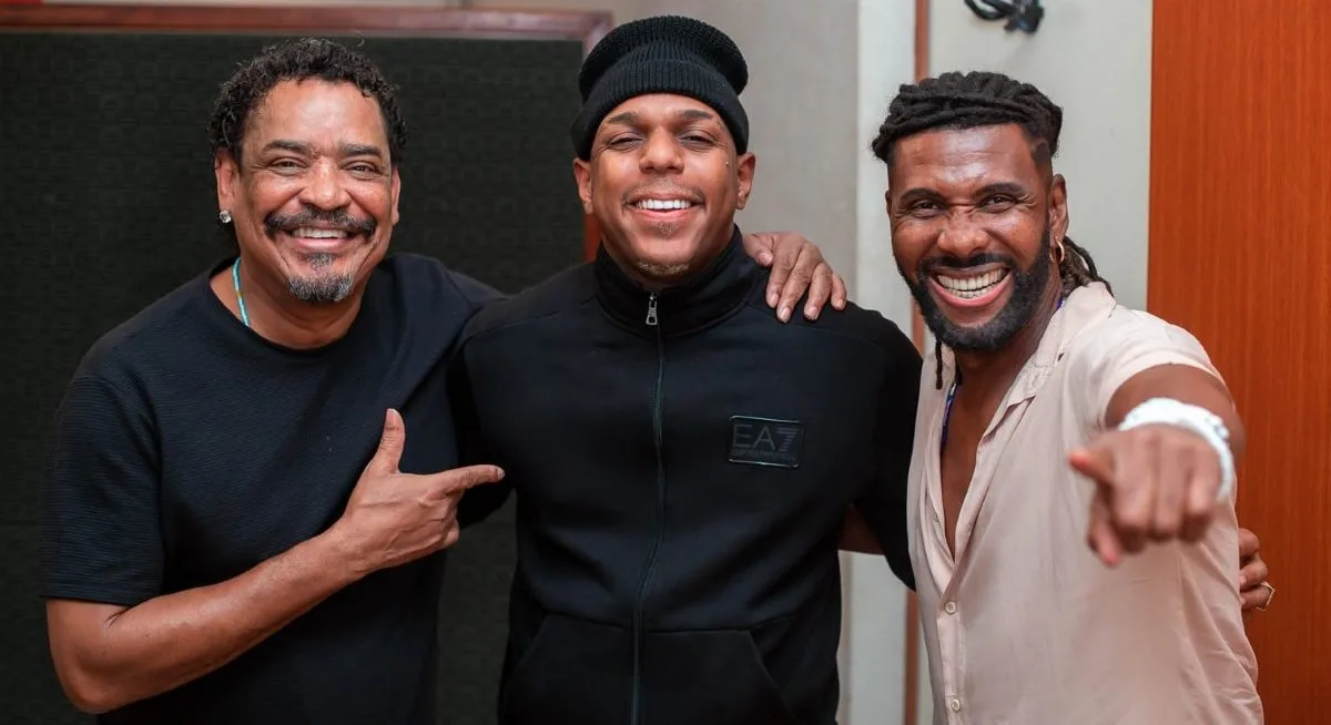 "Telefone sem Fio": É o Tchan lança feat com Oh Polêmico "Telefone sem Fio": É o Tchan lança feat com Oh Polêmico