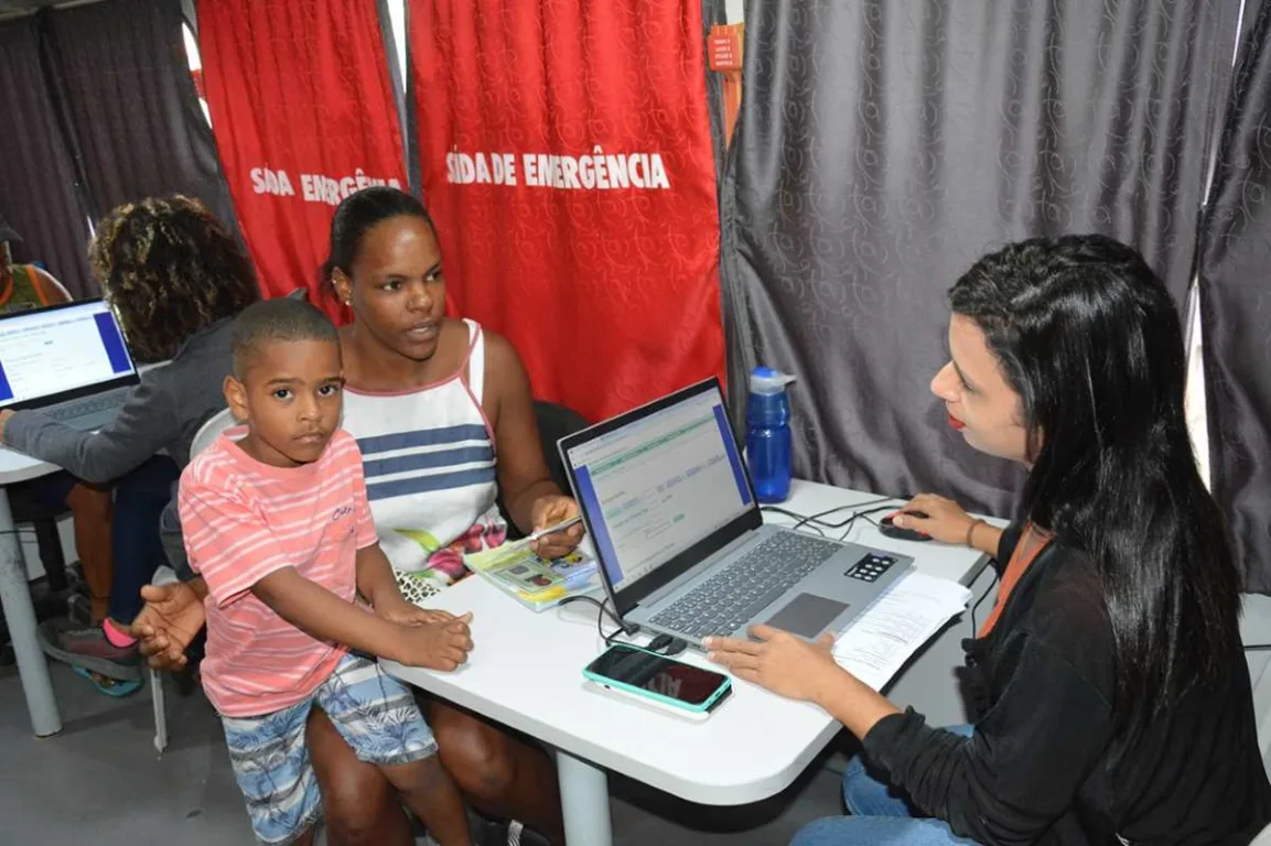 Mais de 59 mil beneficiários do Bolsa Família ainda não atualizaram dados de saúde em Feira