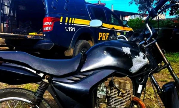 Motocicleta apreendida em cruz das almas