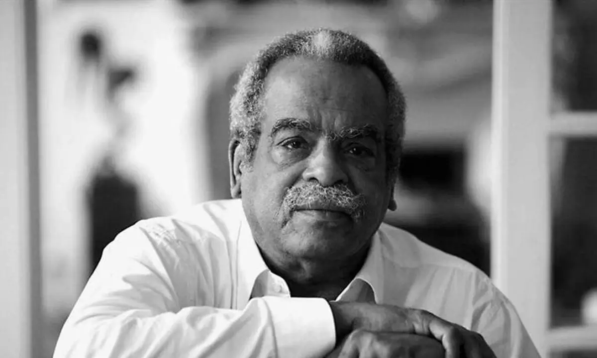 O-filosofo-e-escritor-franco-caribenho-Edouard-Glissant-autor-de-A-poetica-da-relacao-e-um
