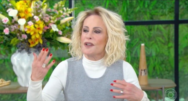 Ana Maria Braga dá bronca ao vivo em equipe do programa
