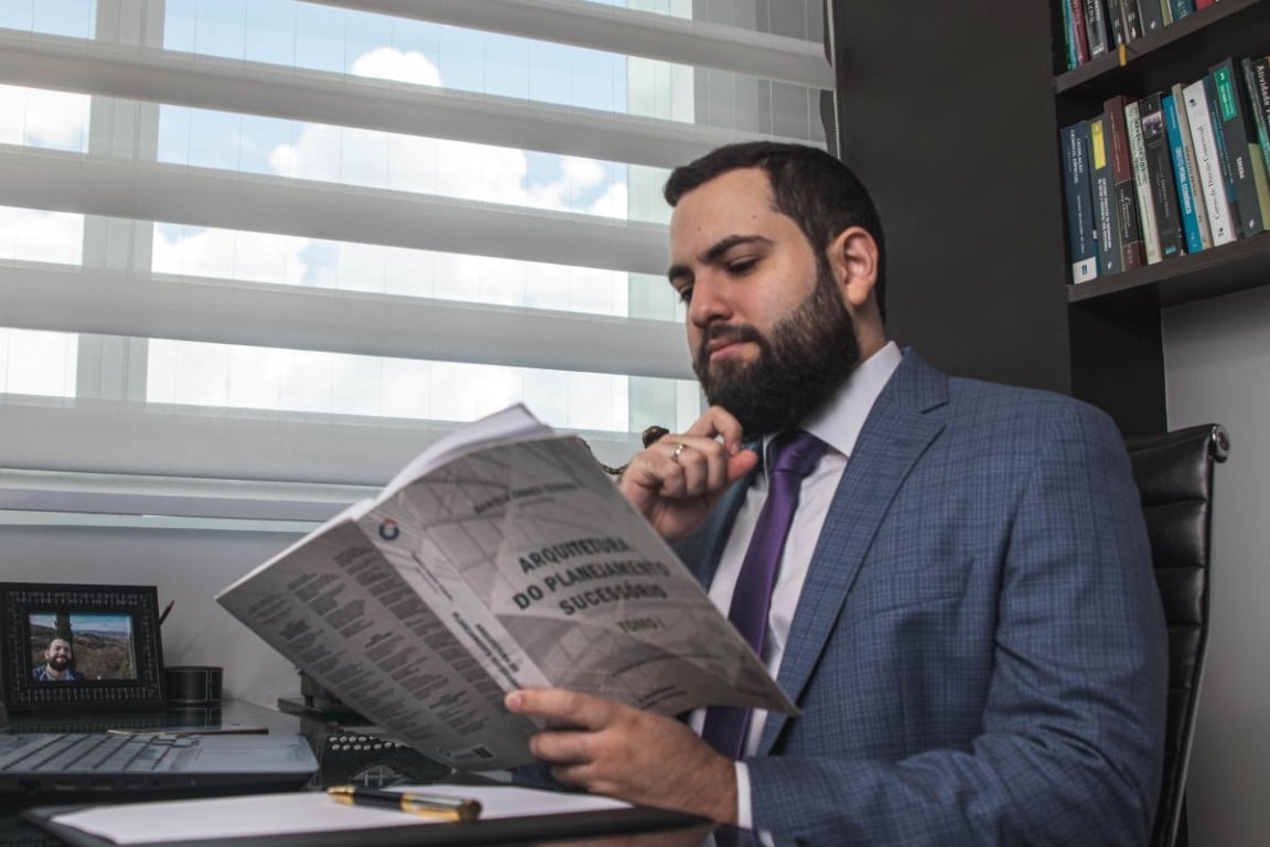Advogado André Andrade