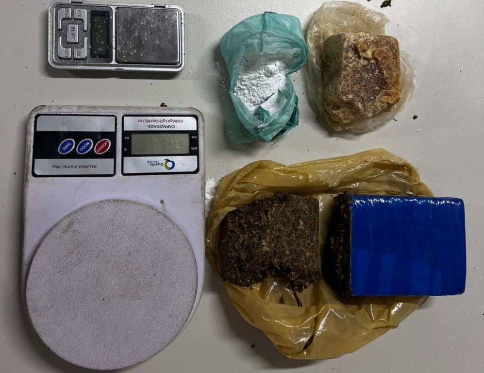 Apreensão de drogas na Mantiba