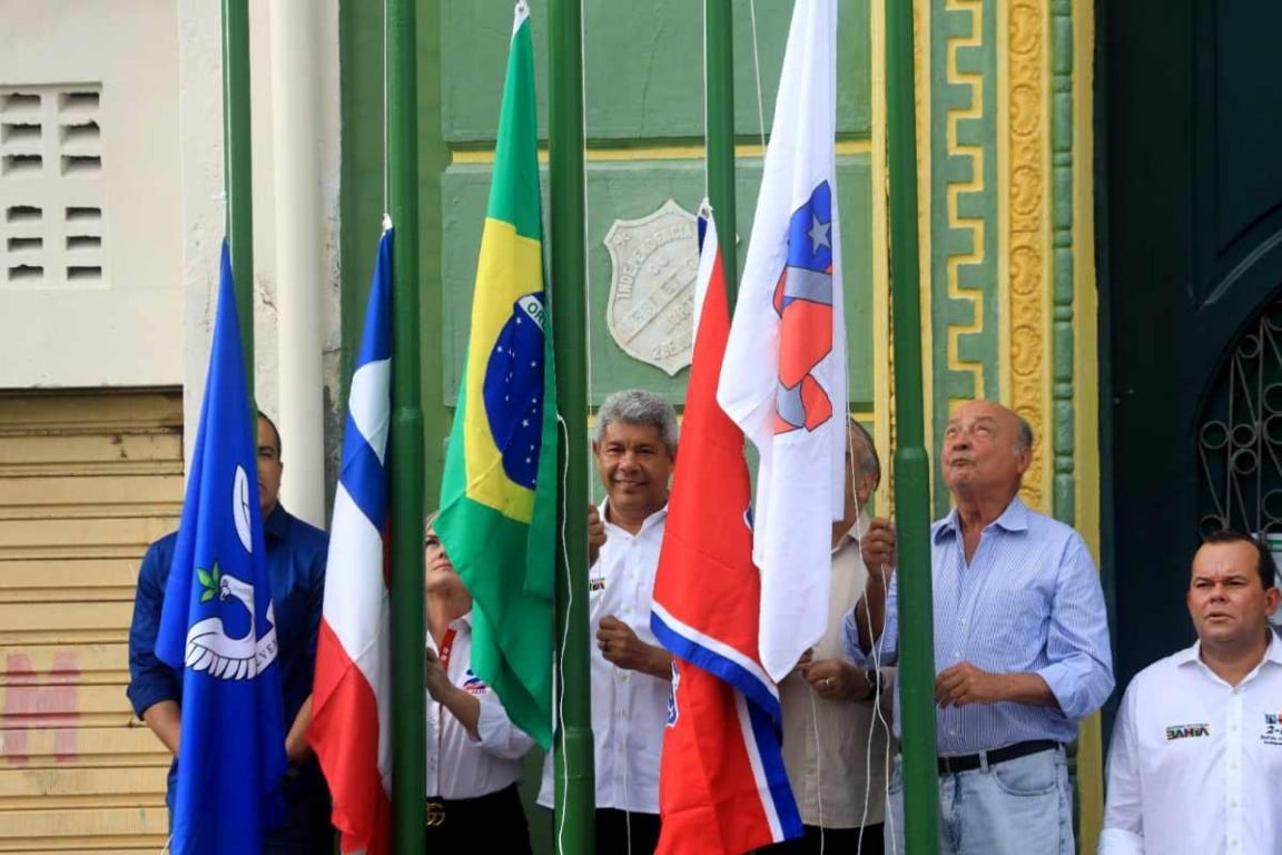 Bahia celebra 202 anos de Independência com tradicional cortejo cívico2