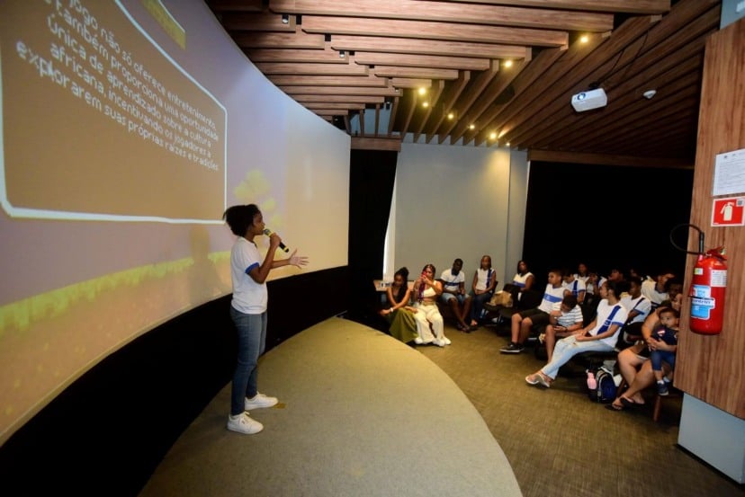 Black XP BootCamp Feira de Santana capacita jovens negros e indígenas a criarem games
