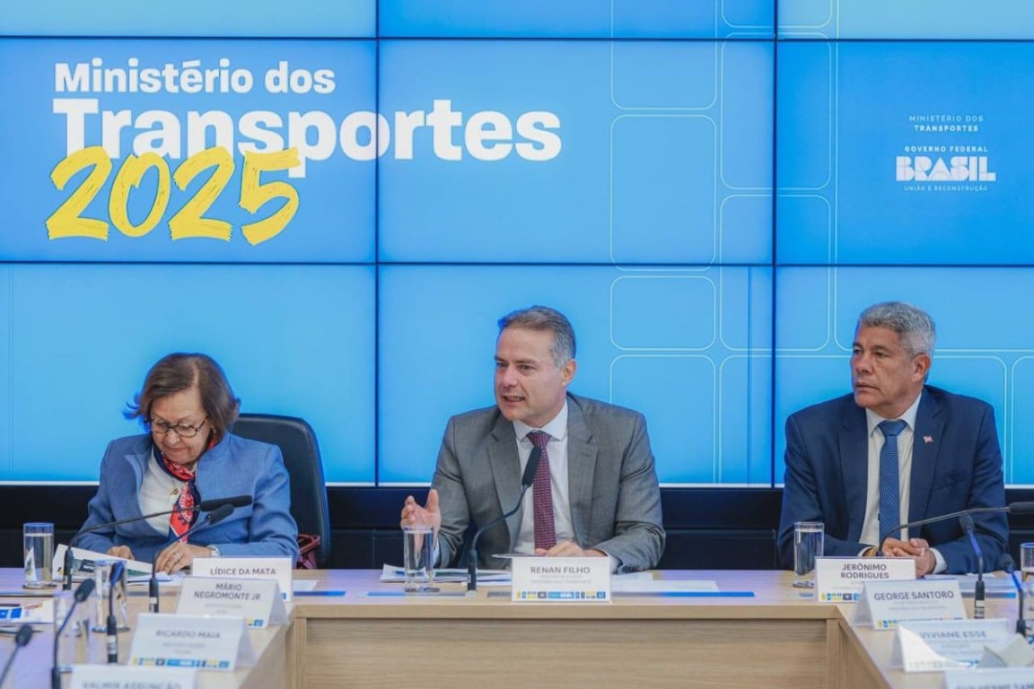 Brasília - Reunião com o Ministério dos Transportes e as bancadas Federal e Estadual do Estado da Bahia.