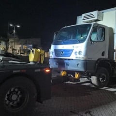 Caminhão furtado em Salvador é recuperado em Feira de Santana