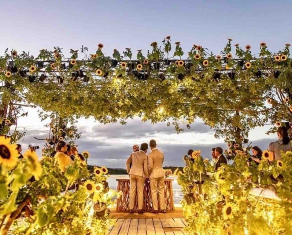 Carlinhos Maia reaparece no Instagram após fim de casamento com Lucas Guimarães