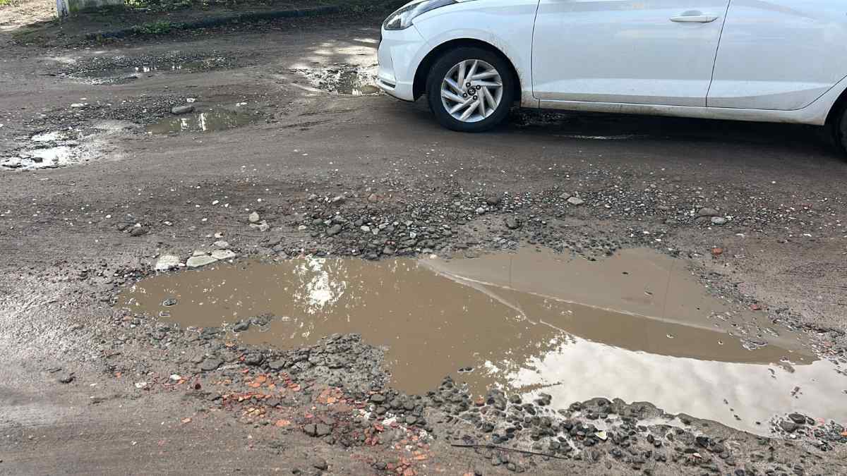 Buracos em vias públicas causam transtornos em Feira de Santana
