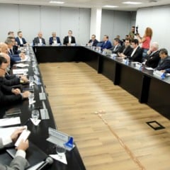 Governo da Bahia e FIEB criam grupo de trabalho para discutir impactos da taxação imposta pelos Estados Unidos e proteger a economia baiana