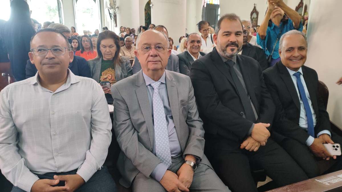 Festa de Senhora Sant’Ana reúne devotos em celebração de fé e história em Feira de Santana