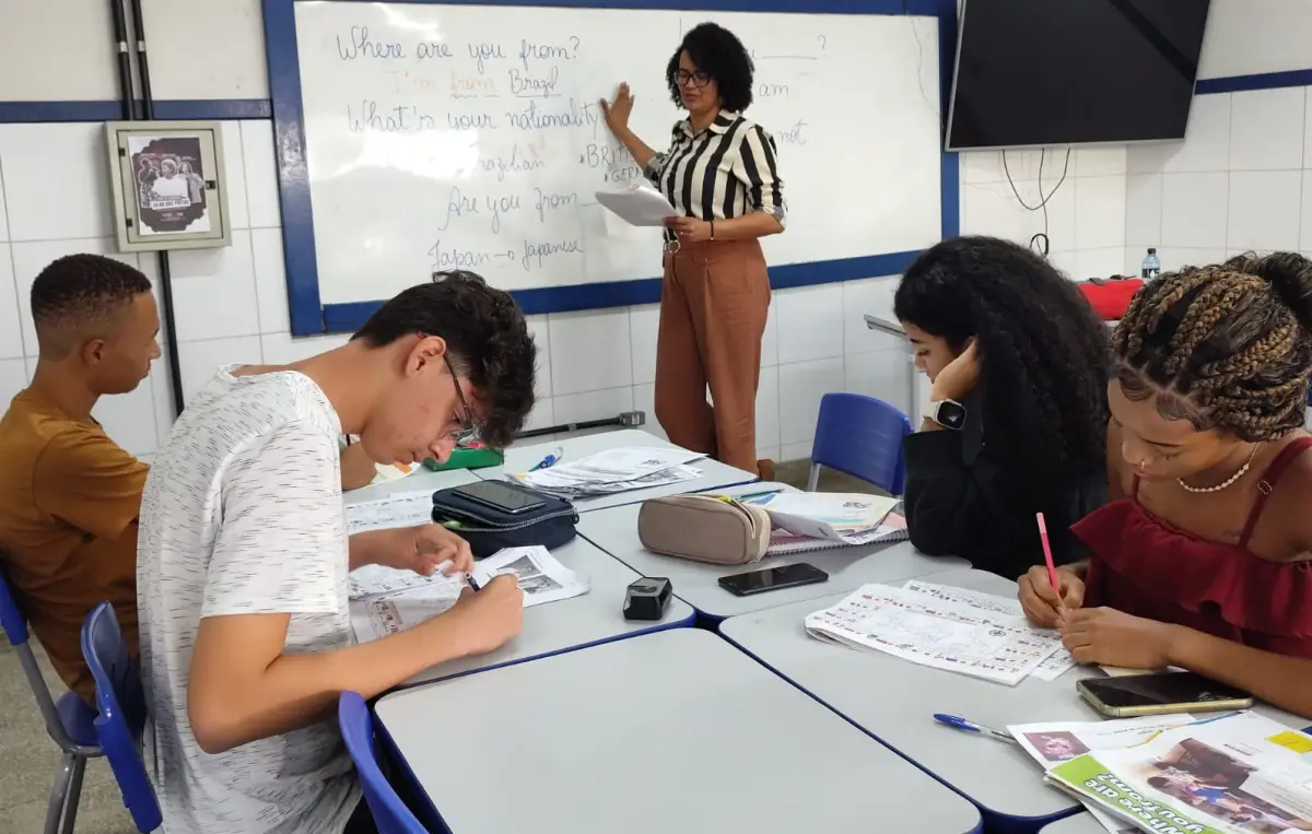 Inscrições abertas para oficina de Inglês voltada a alunos da rede estadual de Feira de Santana