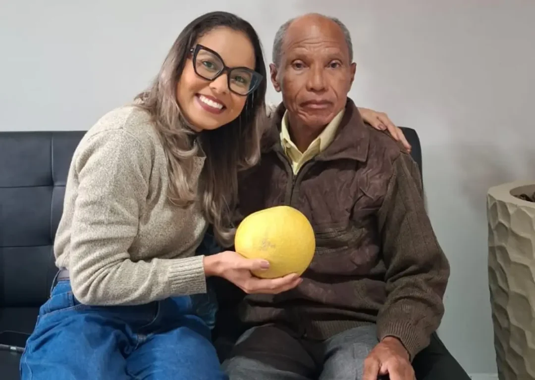 Laranja gigante de Santo Estevão