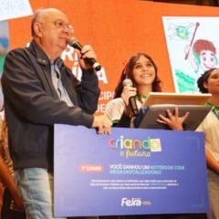 Maria Cecília vence concurso cultural do mascote da Educação de Feira