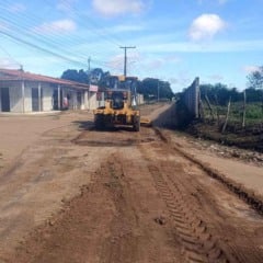 Chuvas dão trégua e Prefeitura de Feira retoma patrolamento de estradas