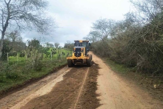 Soma retoma patrolamento de estradas nos distritos de Feira de Santana