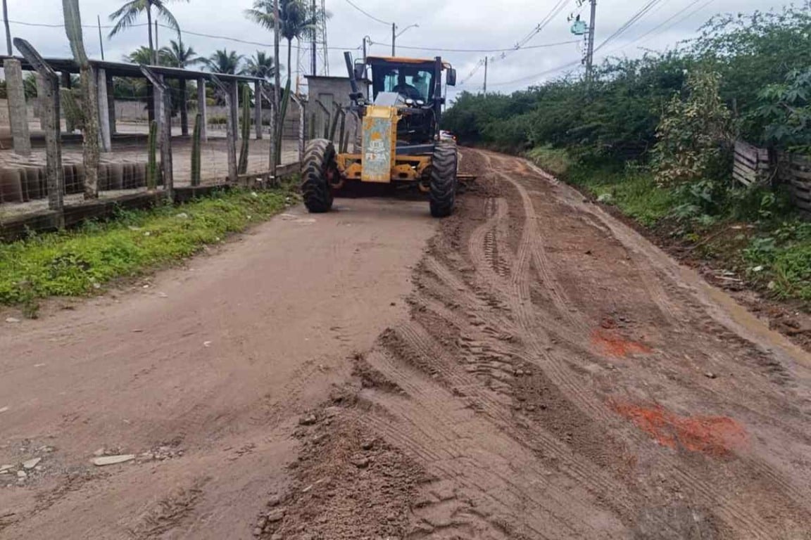 Soma retoma patrolamento de estradas nos distritos de Feira de Santana